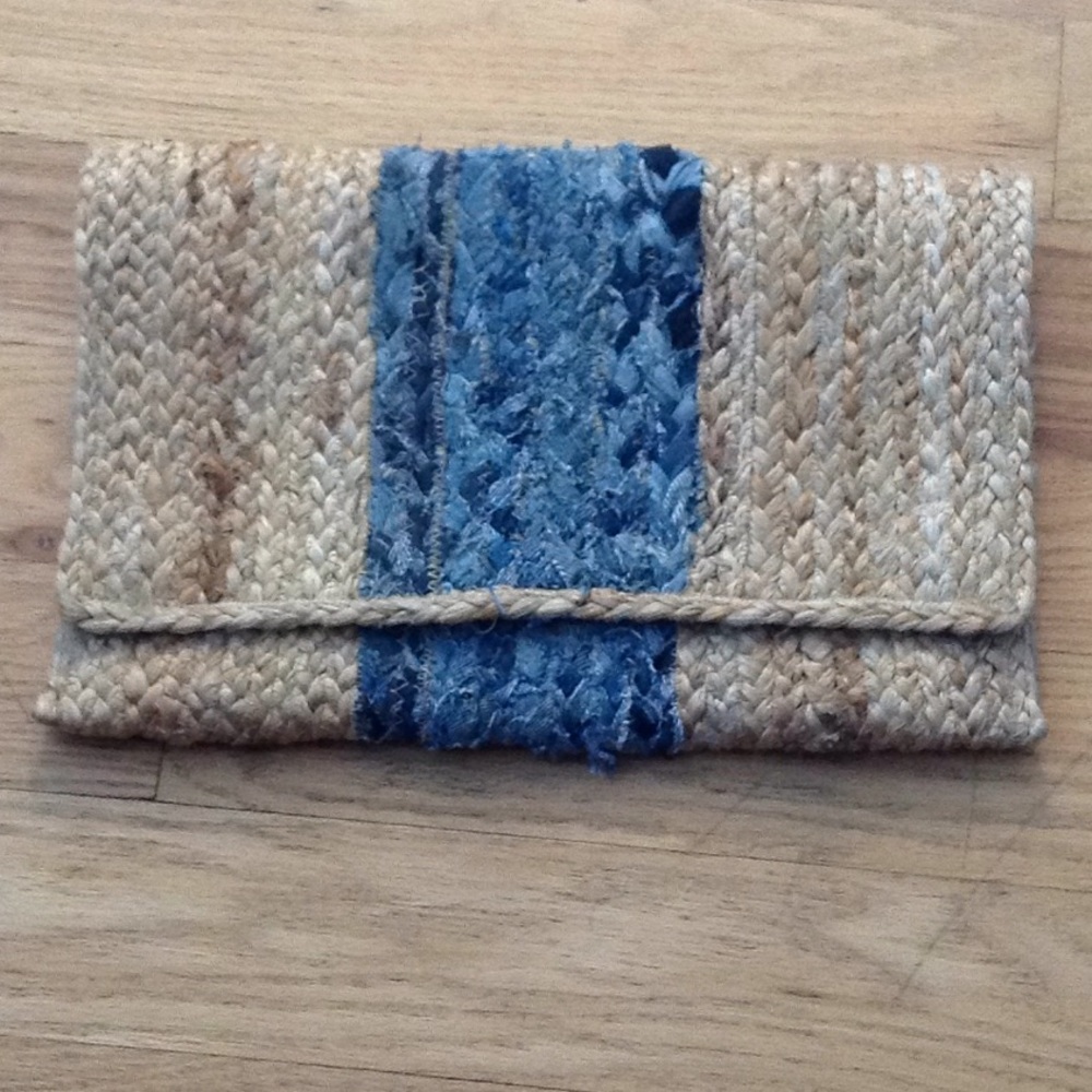 Straw and denim hand weave clutch. New.